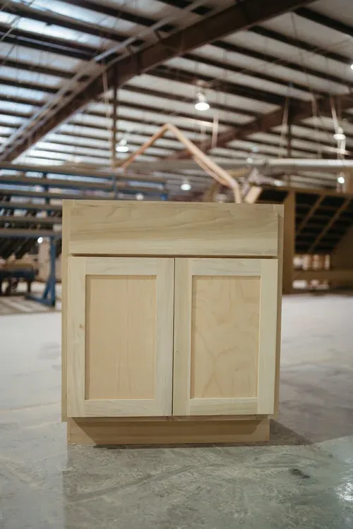 Shaker Style 30" Sink Cabinet