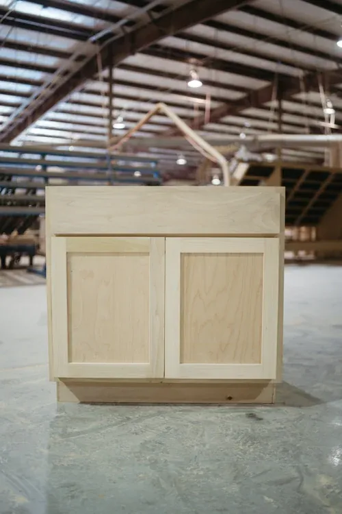 Shaker Style 39" Sink Cabinet